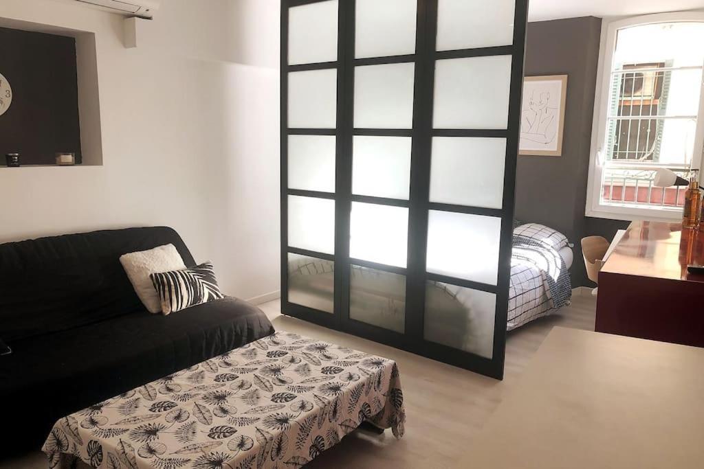 Studio Cosy En Plein Centre-Ville カンヌ エクステリア 写真